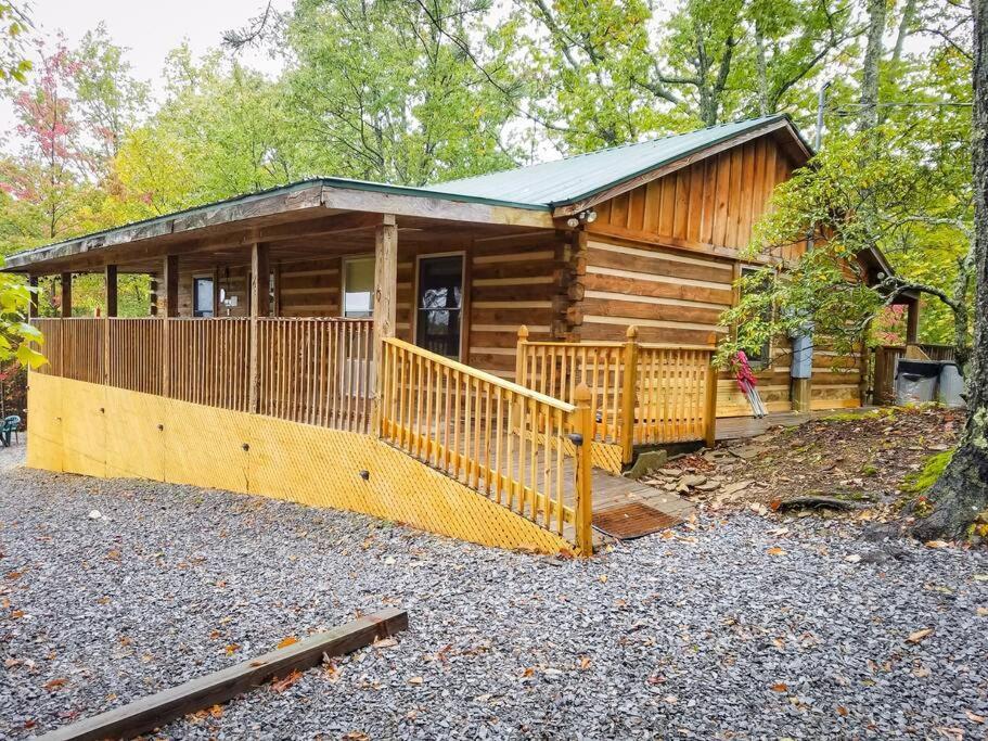 Rustic Cabin セバービル エクステリア 写真